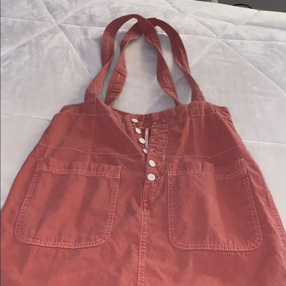 Overall skirt